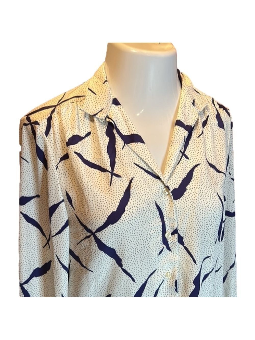BLEYLE Vintage Navy Blue & Cream Print Button Down Blouse Size 8 - Picture 2 of 6